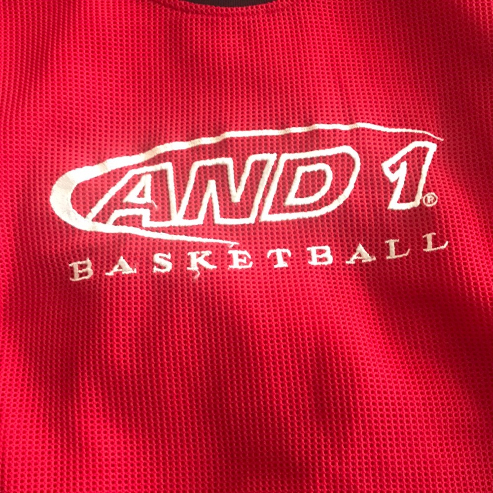 AND 1 Boys basketball jersey 🏀 - Picture 3 of 6